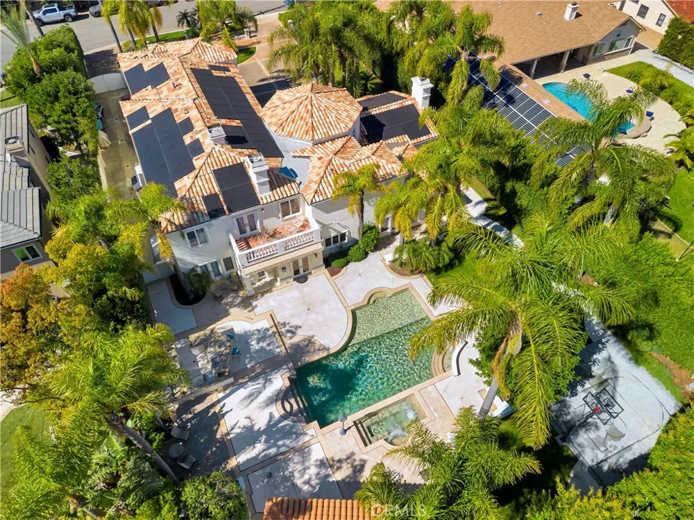 10762 Center Drive Villa Park, CA 92861
