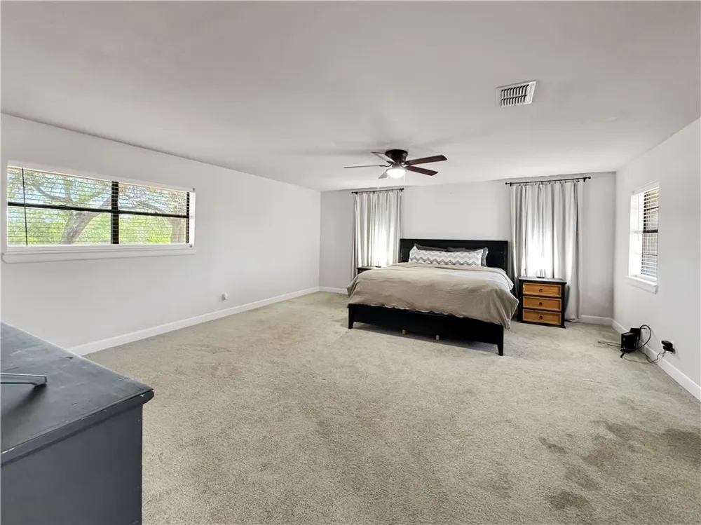 130 County Road 3211 Orange Grove, TX 78372