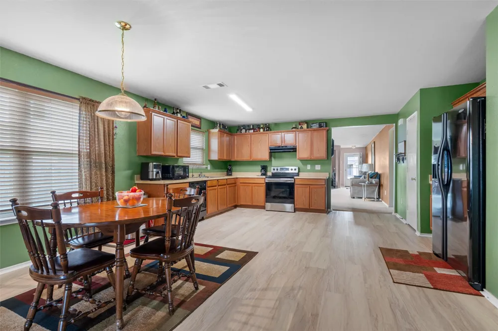 424 Summer Tree Drive Hutchins, TX 75141