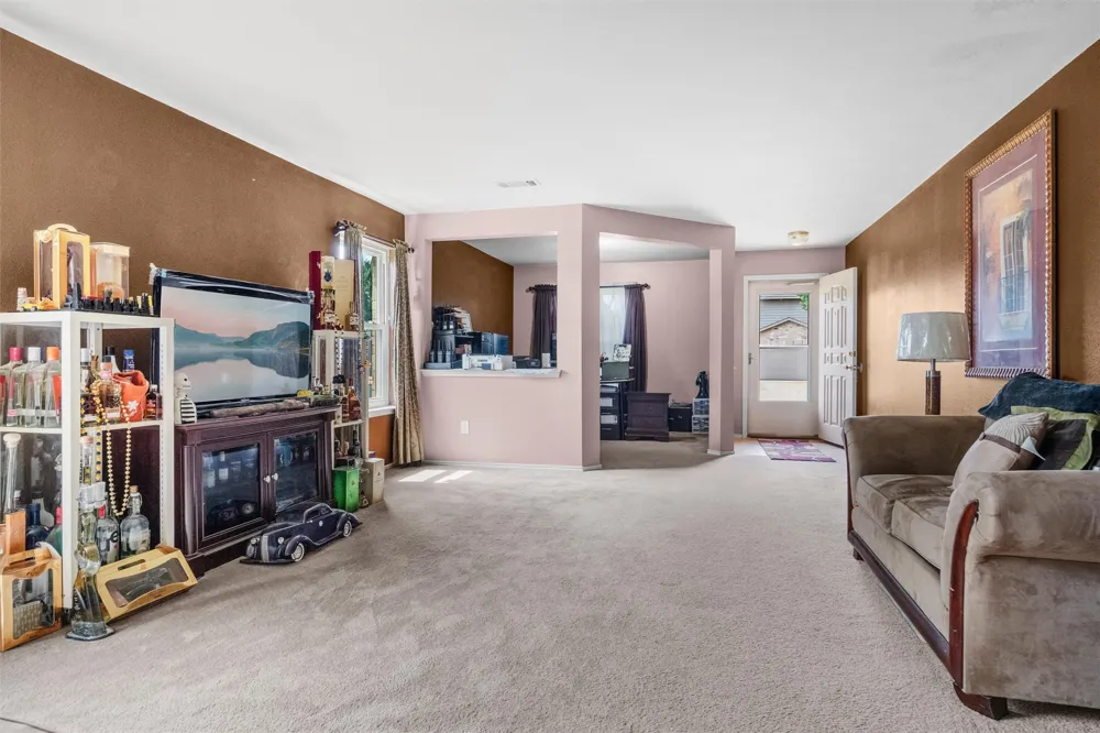 424 Summer Tree Drive Hutchins, TX 75141