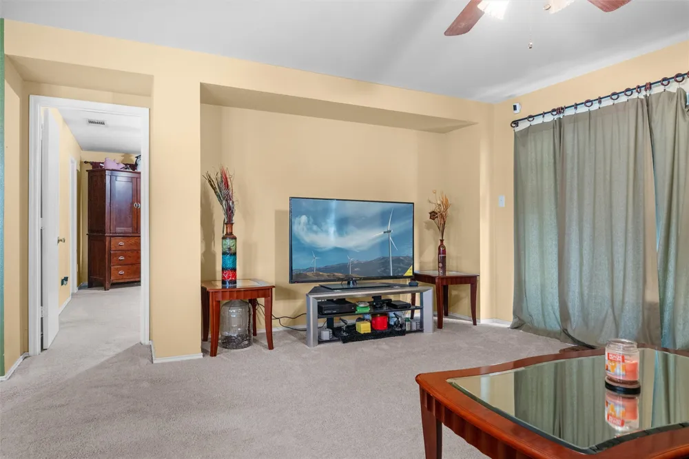 424 Summer Tree Drive Hutchins, TX 75141