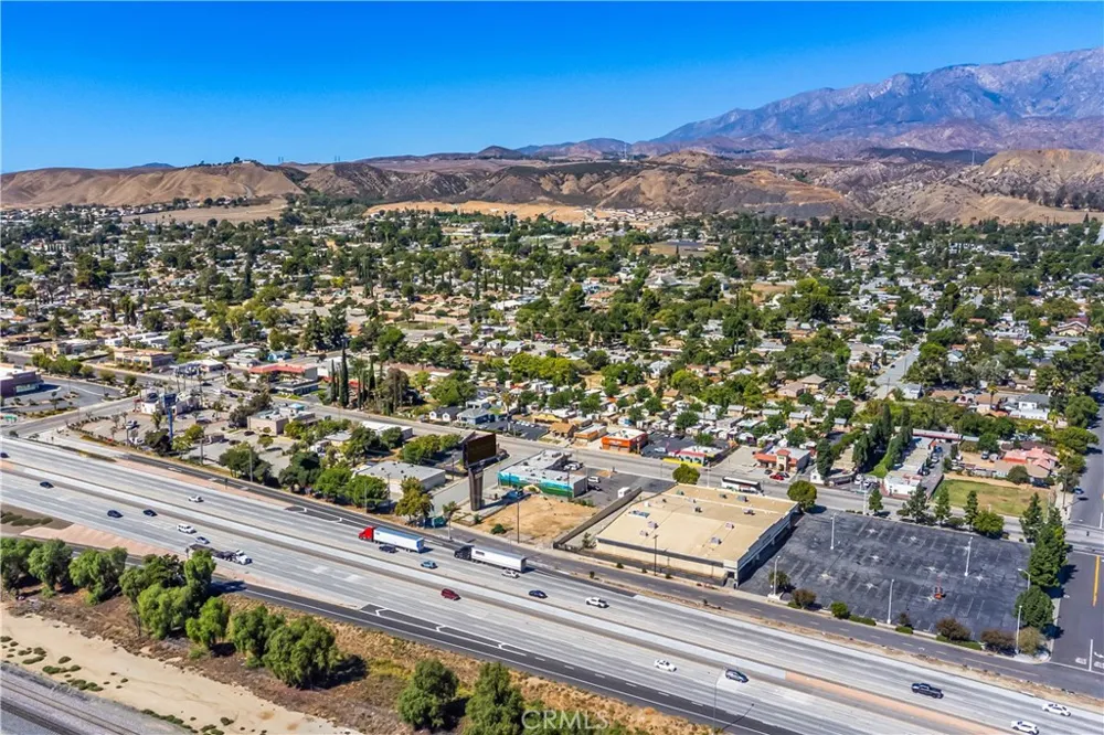 579 W Livingston Banning, CA 92220