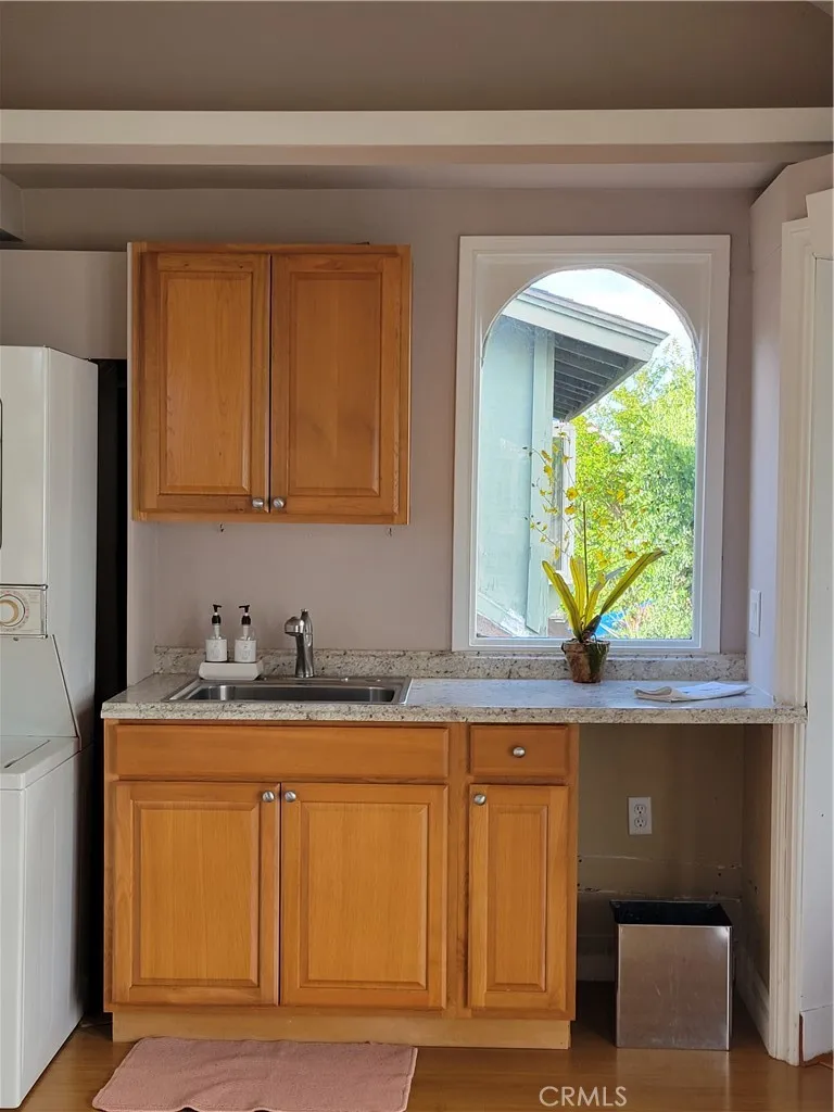 21171 Lochlea Lane Huntington Beach, CA 92646