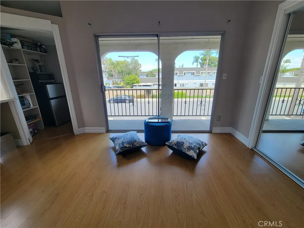 21171 Lochlea Lane Huntington Beach, CA 92646