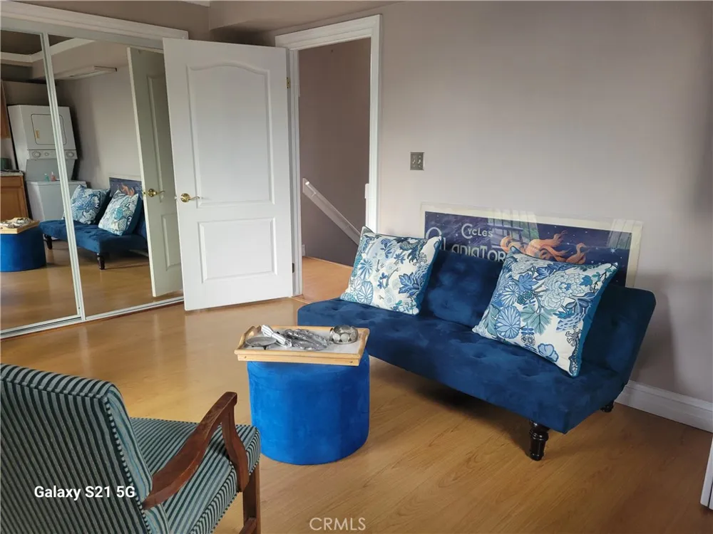 21171 Lochlea Lane Huntington Beach, CA 92646