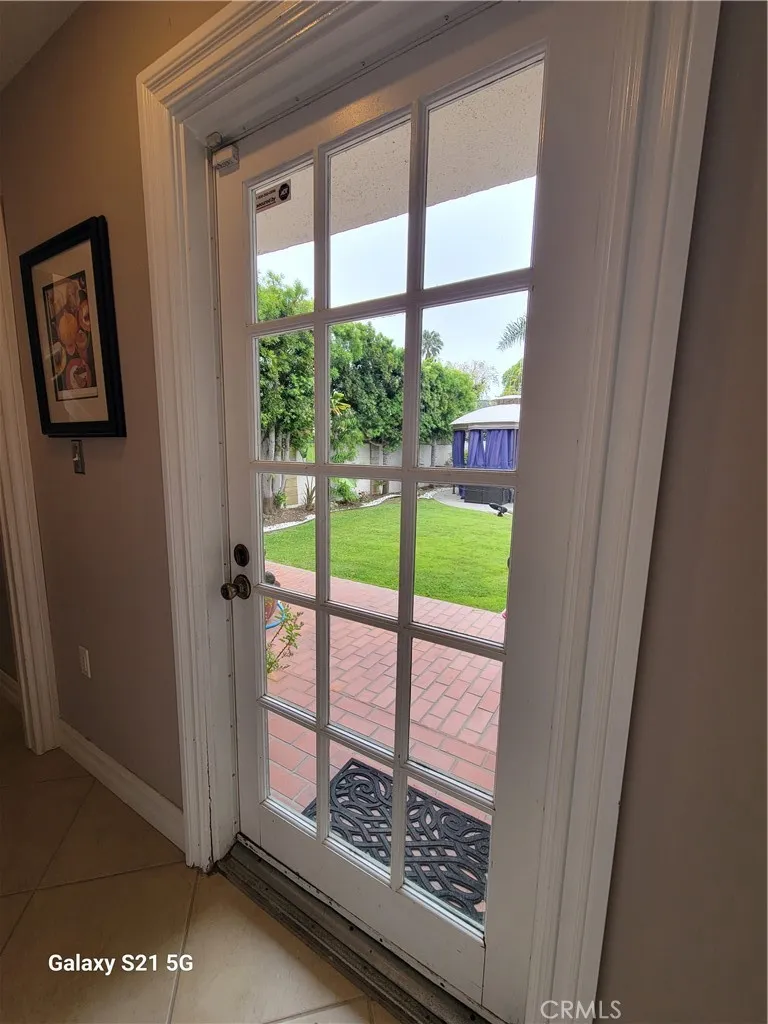 21171 Lochlea Lane Huntington Beach, CA 92646