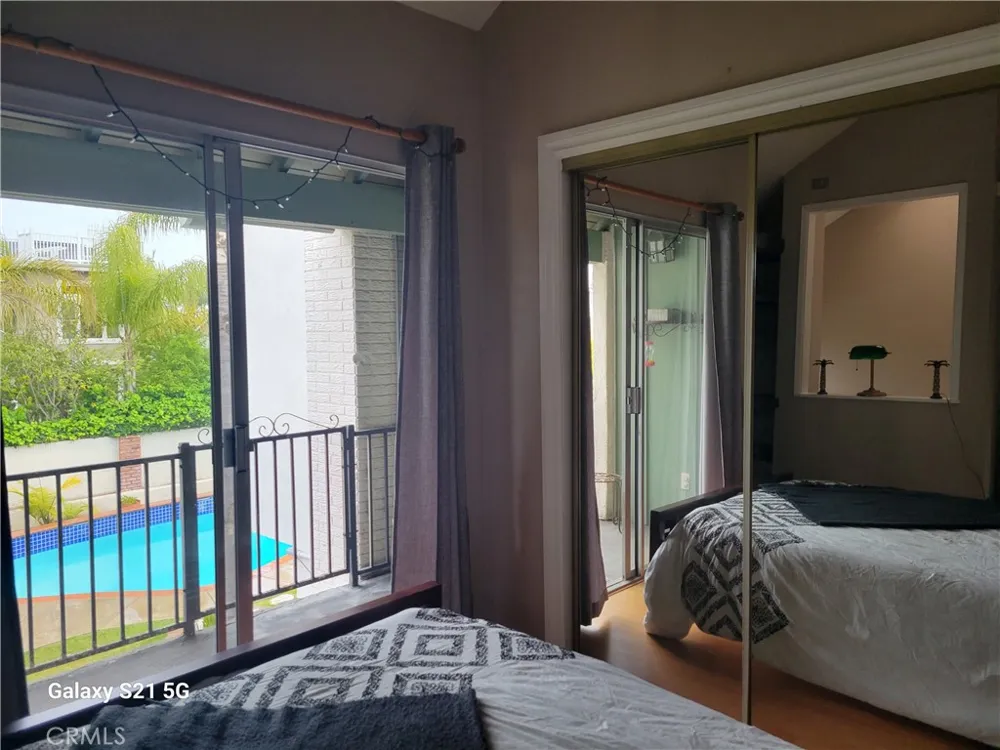 21171 Lochlea Lane Huntington Beach, CA 92646