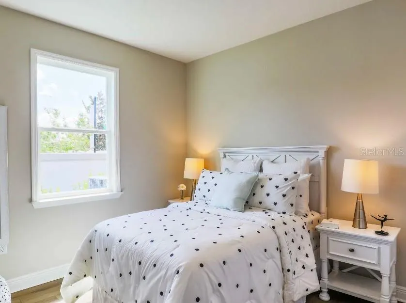 30513 PRESTWICK AVENUE Sorrento, FL 32776