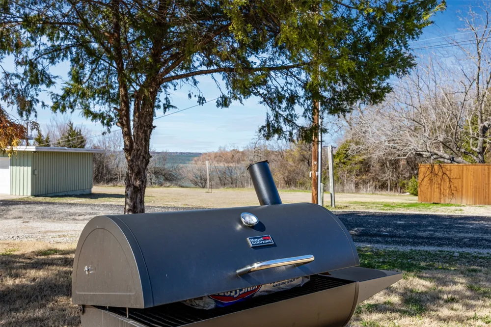 7407 County Road 964 Nevada, TX 75173