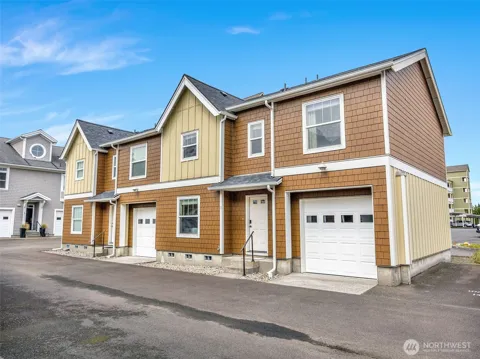 316 7th Street SW #13