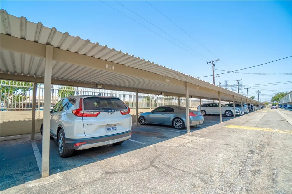3325 Santa Fe Avenue #110 Long Beach, CA 90810