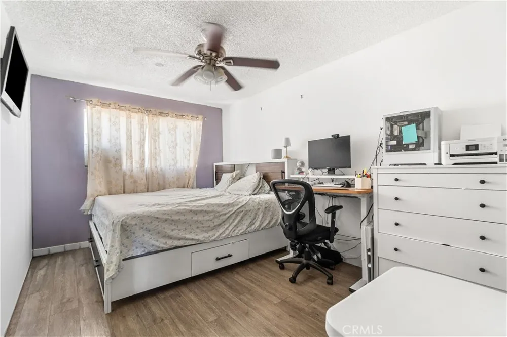3325 Santa Fe Avenue #110 Long Beach, CA 90810