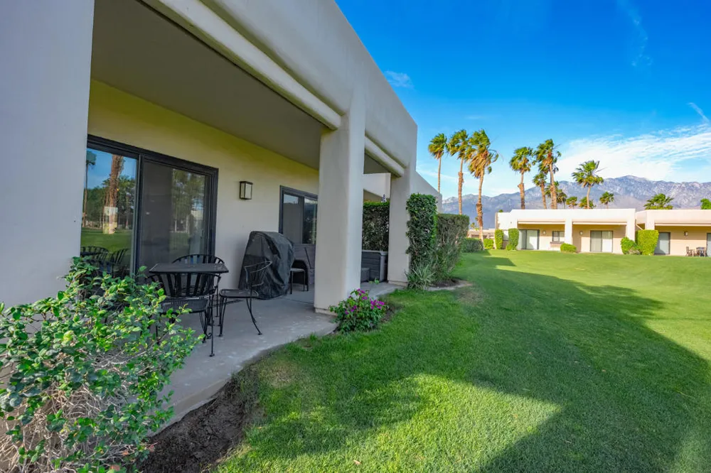 67242 Cumbres Court Cathedral City, CA 92234