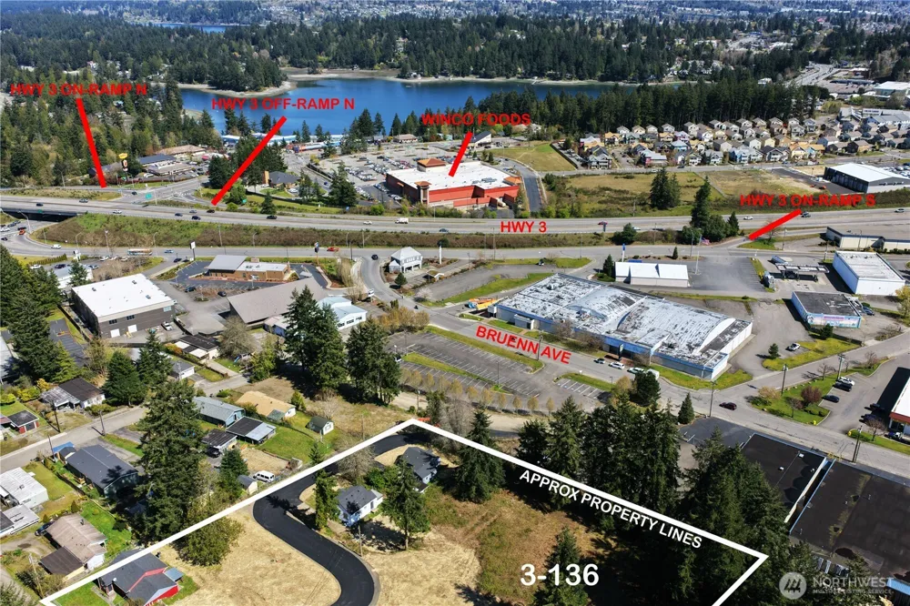 126 Lilac Lane Bremerton, WA 98312