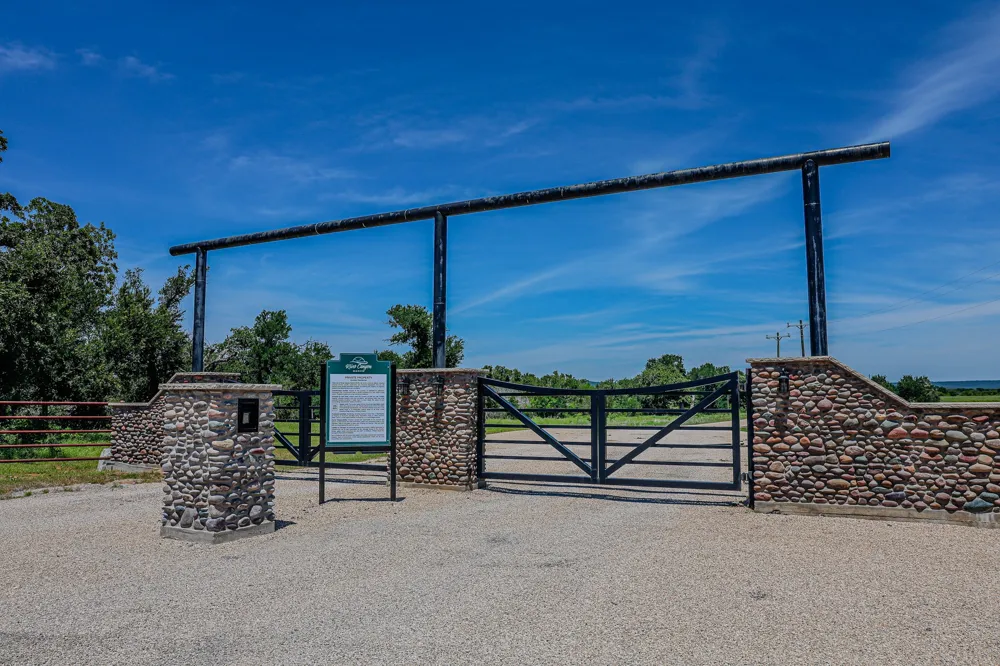 180 Wooded Crest Palo Pinto, TX 76484