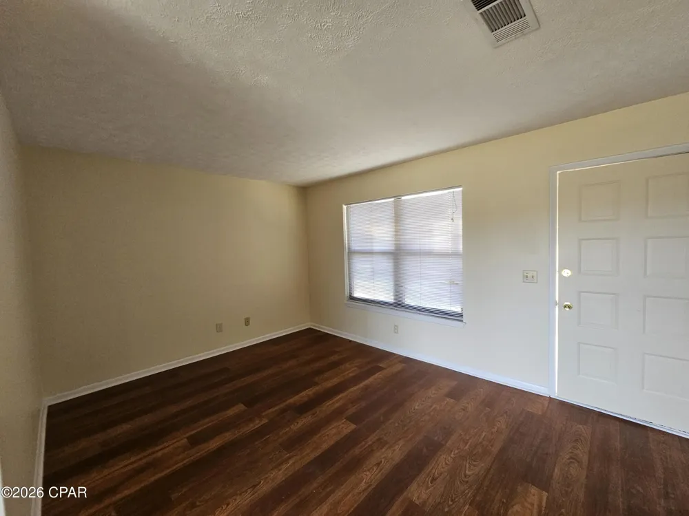3734 Transmitter Road #R Panama City, FL 32404