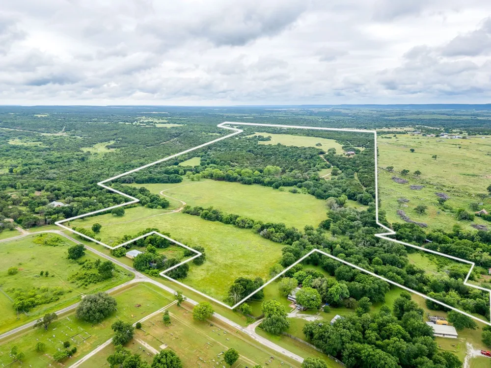 400 S 10th Avenue Palo Pinto, TX 76472