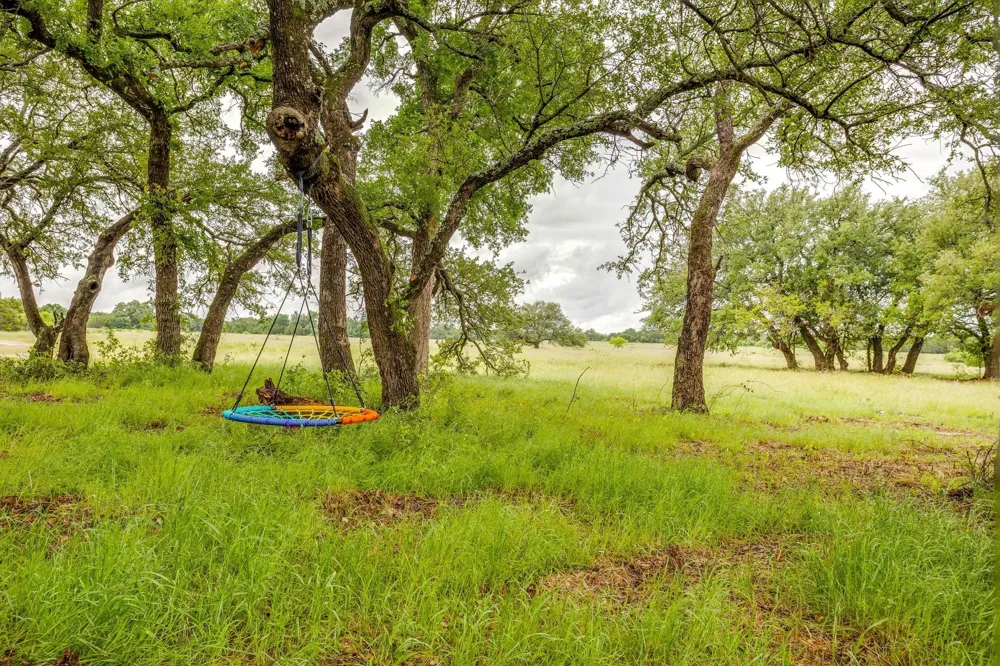 400 S 10th Avenue Palo Pinto, TX 76472