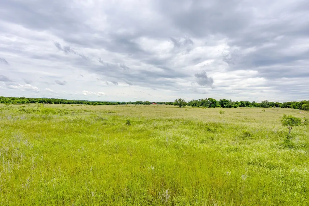 400 S 10th Avenue Palo Pinto, TX 76472