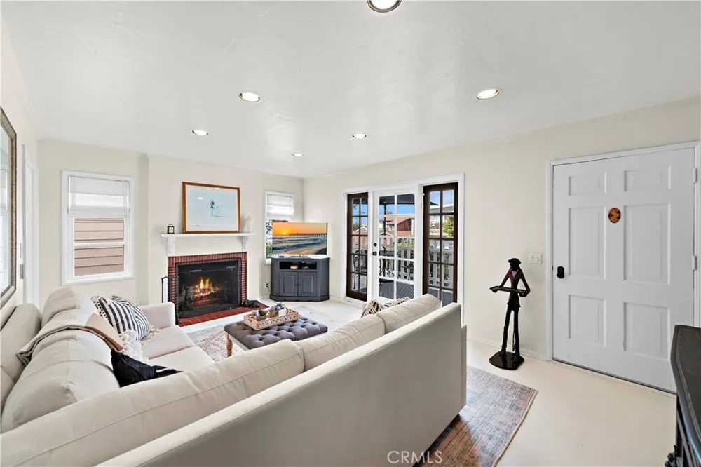 283 Fairview Street Laguna Beach, CA 92651
