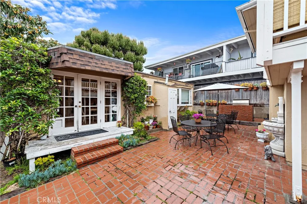 283 Fairview Street Laguna Beach, CA 92651