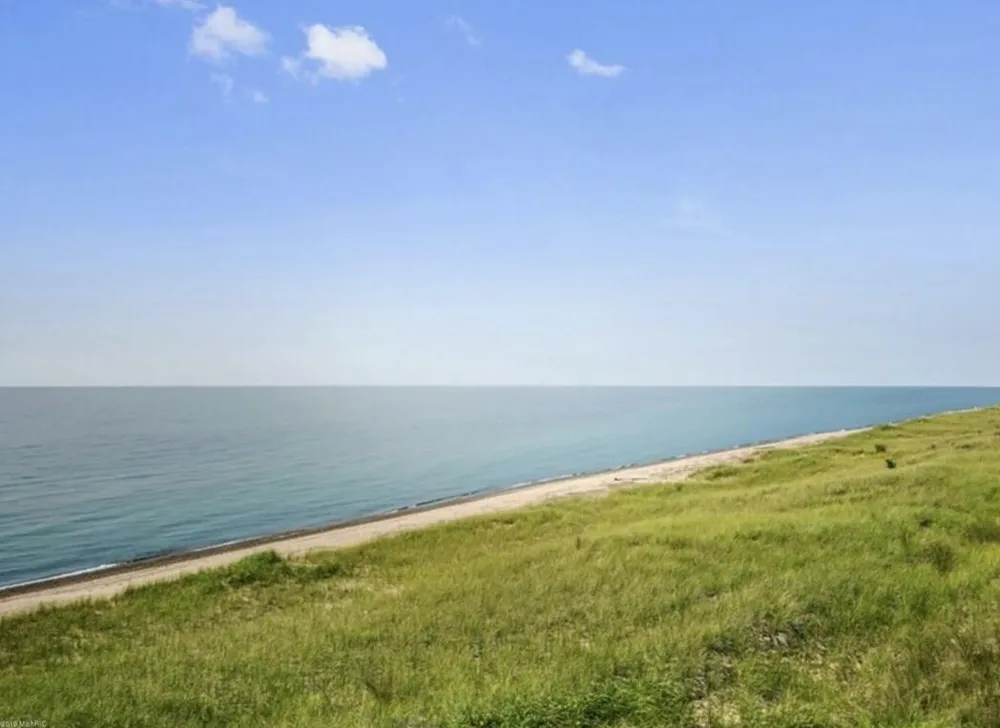52 Lake Road Bridgman, MI 49106