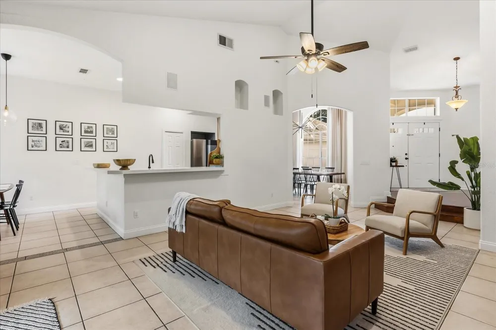 1934 THOROUGHBRED DRIVE Gotha, FL 34734