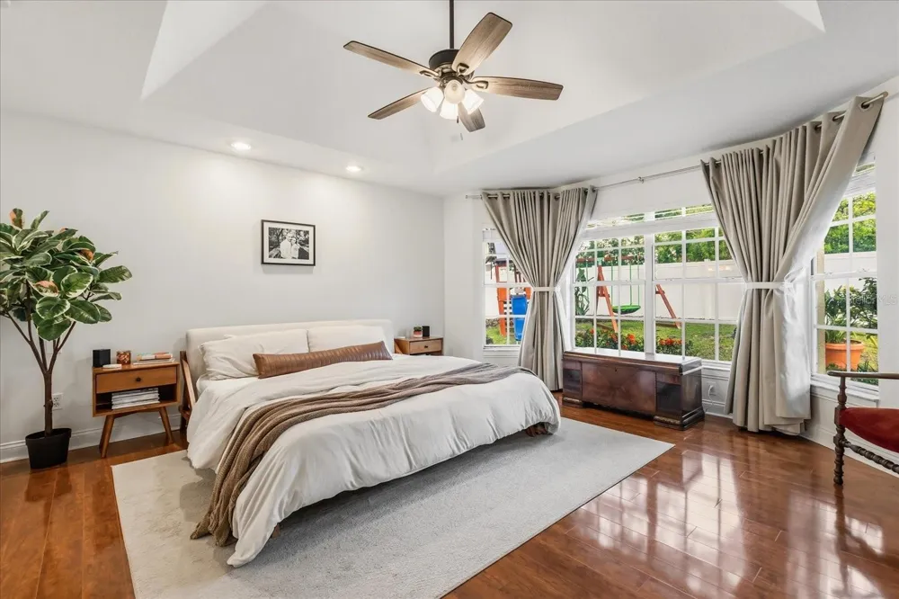 1934 THOROUGHBRED DRIVE Gotha, FL 34734
