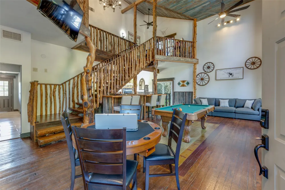 7404 County Road 964 Nevada, TX 75173