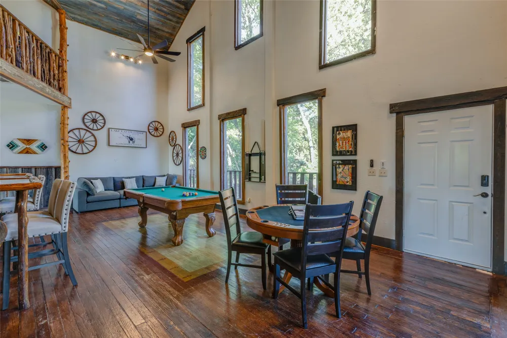 7404 County Road 964 Nevada, TX 75173