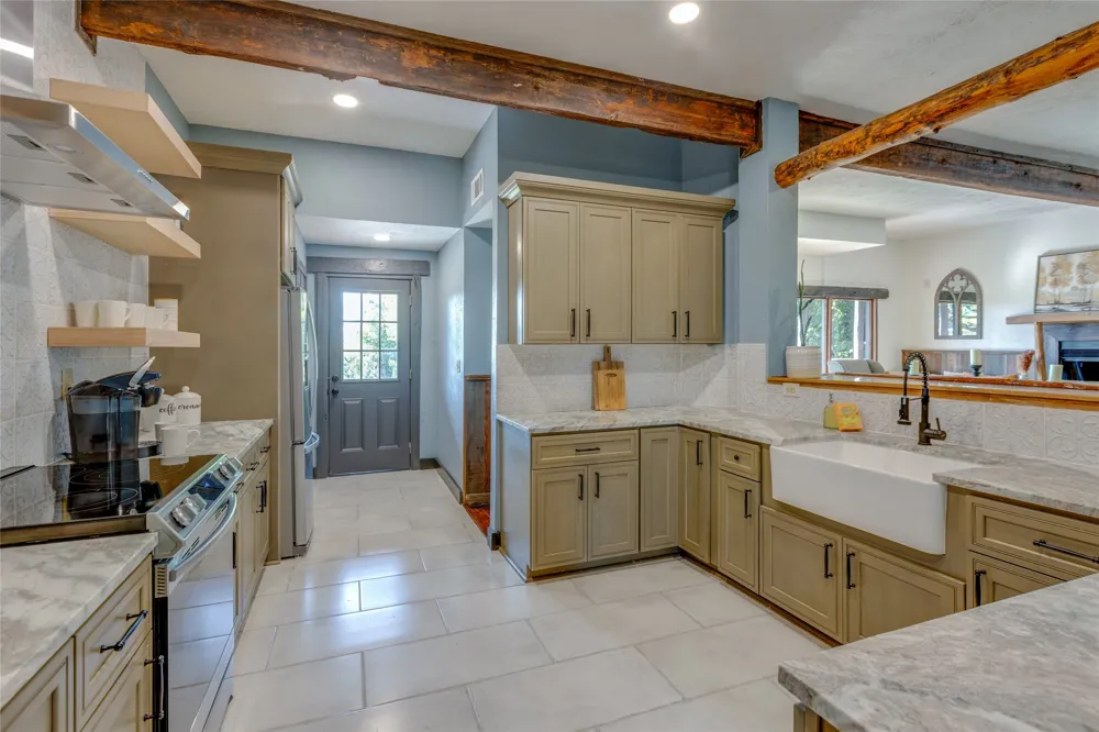 7404 County Road 964 Nevada, TX 75173