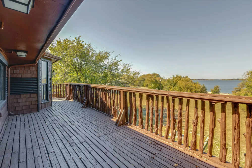 7404 County Road 964 Nevada, TX 75173