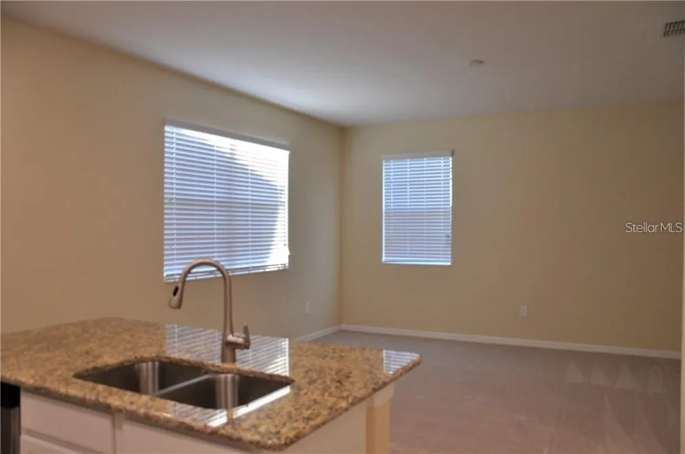 7612 FAIRGROVE AVENUE Windermere, FL 34786