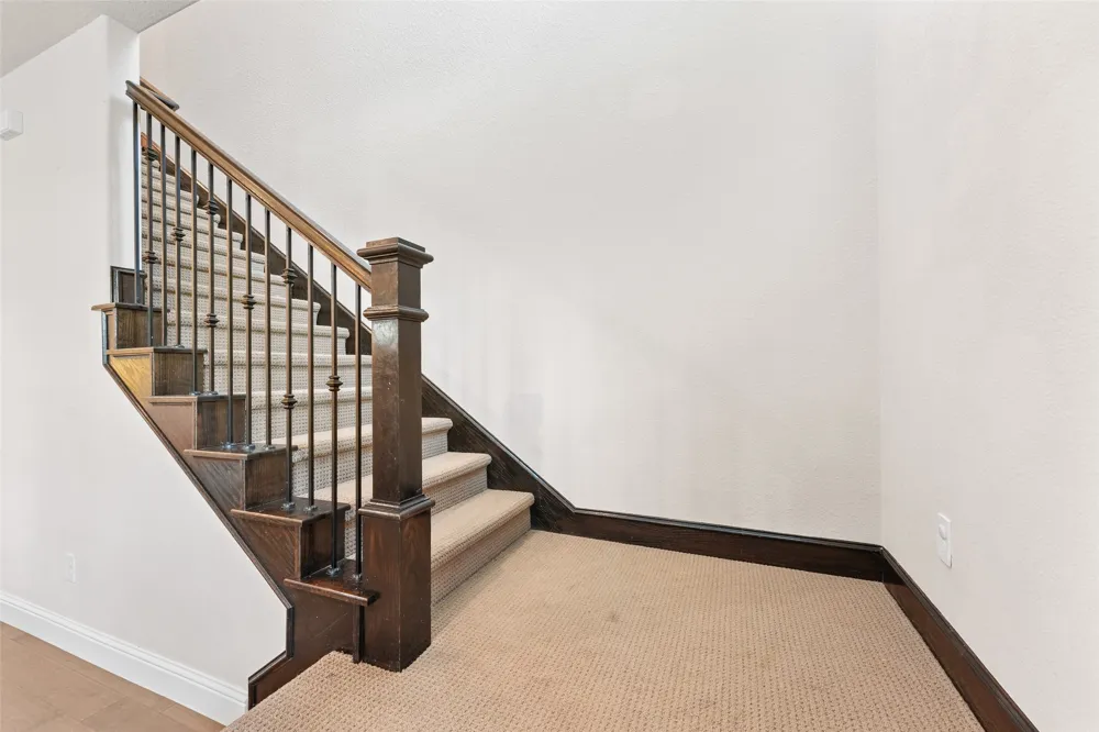5628 Niagara The Colony, TX 75056