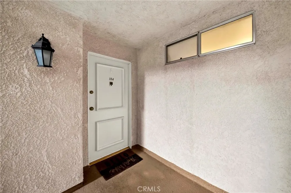 15020 Victory Boulevard #104 Van Nuys, CA 91411