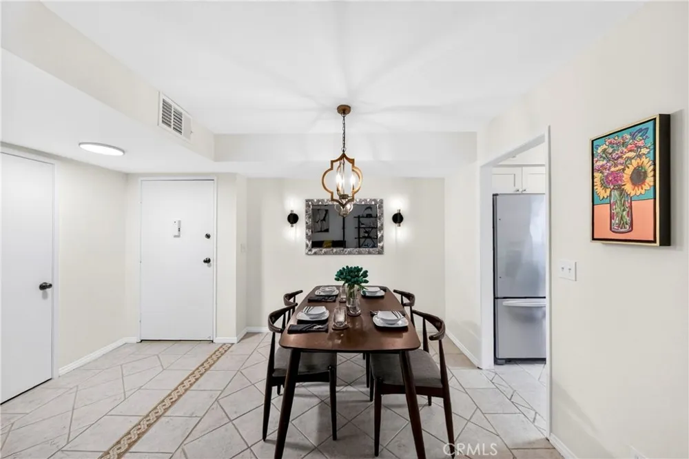 15020 Victory Boulevard #104 Van Nuys, CA 91411