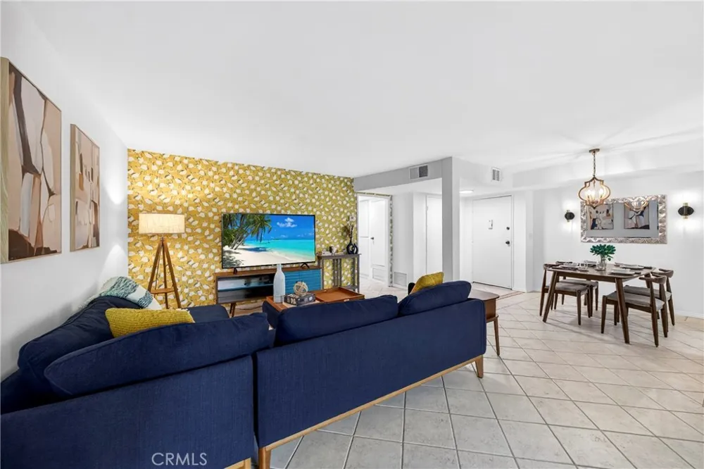 15020 Victory Boulevard #104 Van Nuys, CA 91411