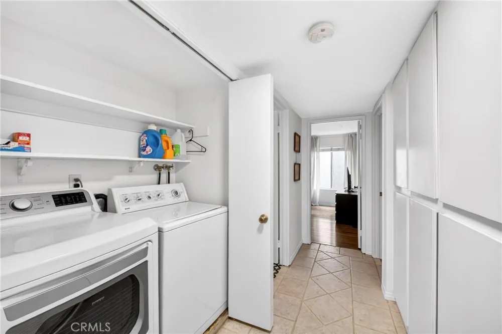 15020 Victory Boulevard #104 Van Nuys, CA 91411