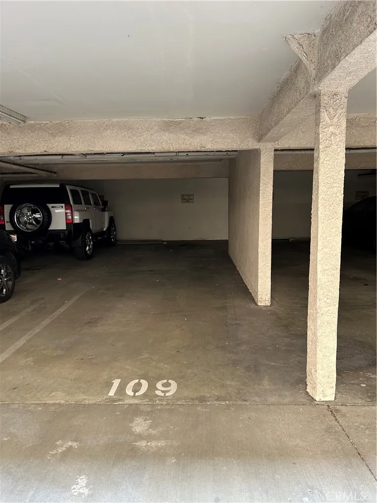 15020 Victory Boulevard #104 Van Nuys, CA 91411