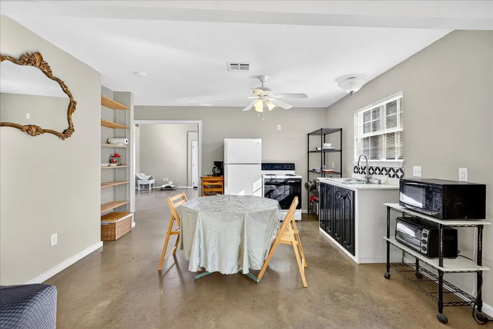1603 VZ CR 2908 Eustace, TX 75124