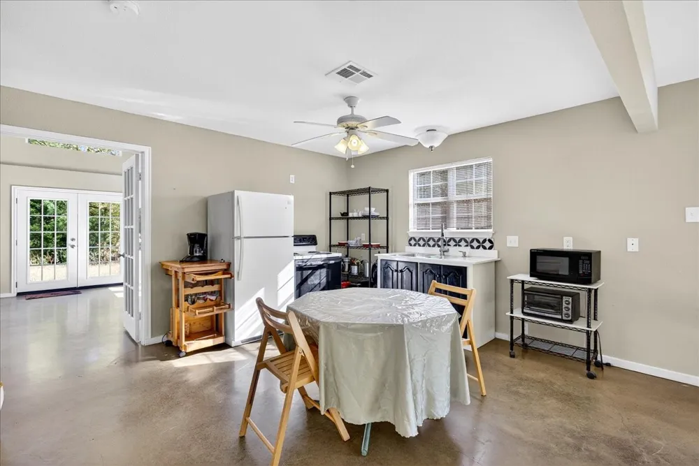 1603 VZ CR 2908 Eustace, TX 75124