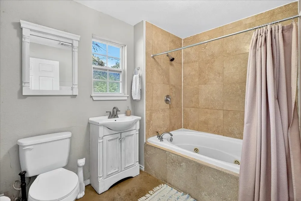 1603 VZ CR 2908 Eustace, TX 75124