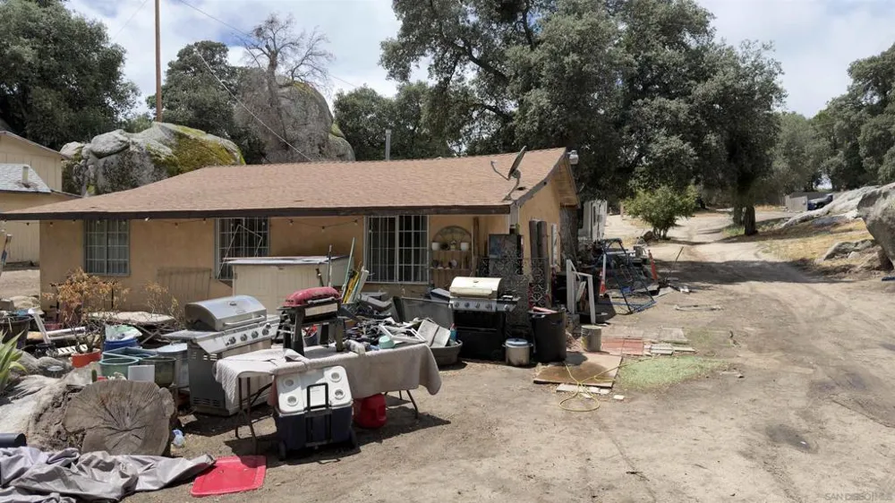 37769 Royal Dr. Boulevard, CA 91905