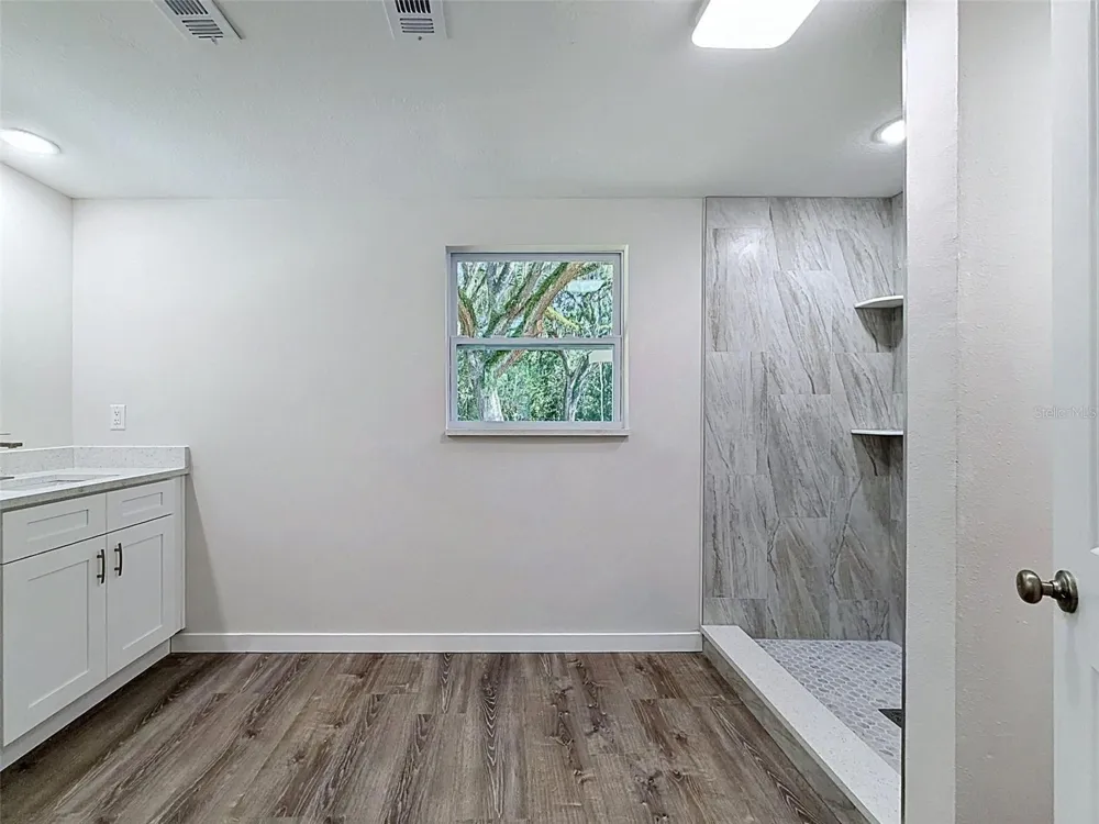 317 NE 13TH TERRACE Crystal River, FL 34428