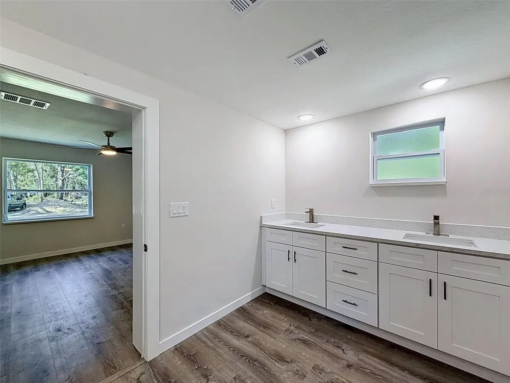 317 NE 13TH TERRACE Crystal River, FL 34428