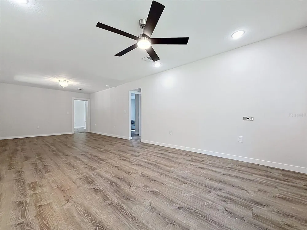 317 NE 13TH TERRACE Crystal River, FL 34428
