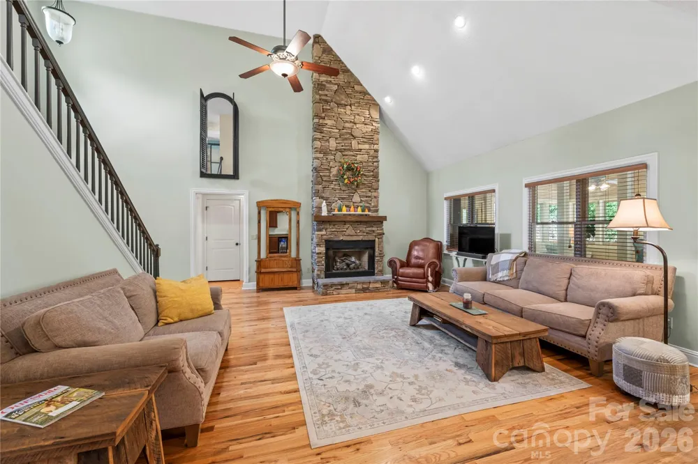 128 Churchill Downs Drive Fairview, NC 28730