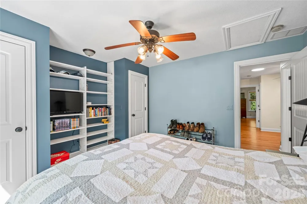 128 Churchill Downs Drive Fairview, NC 28730