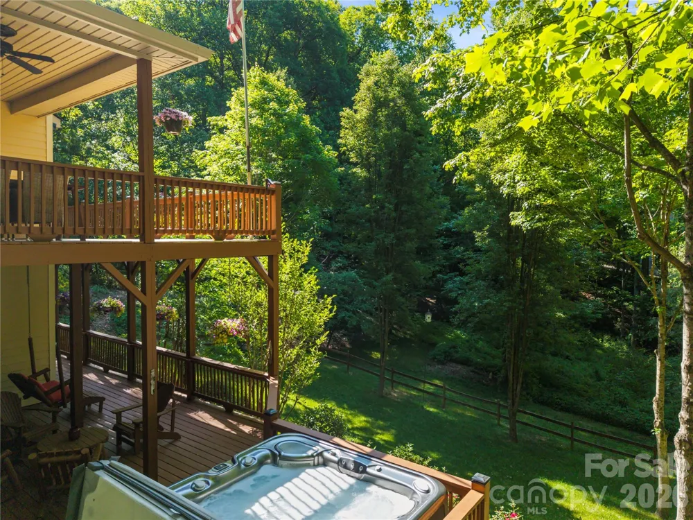 128 Churchill Downs Drive Fairview, NC 28730