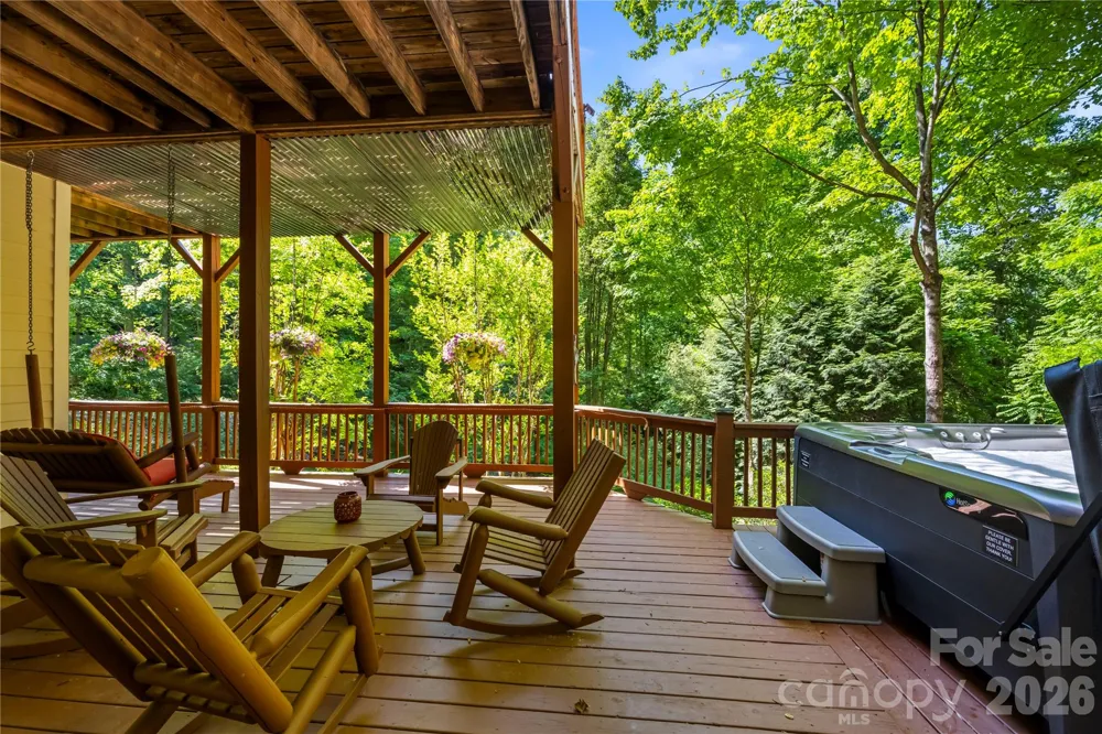 128 Churchill Downs Drive Fairview, NC 28730